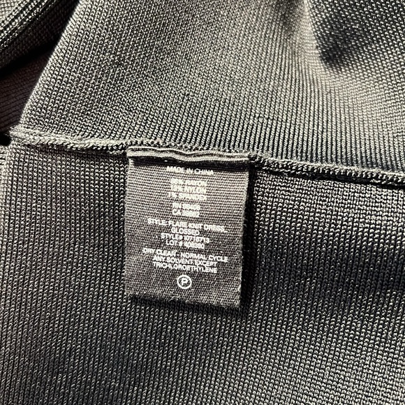 Theory EUC Size S Classic Little Black Sleeveless Knit Stretch Mini Dress (0472) - Picture 7 of 9